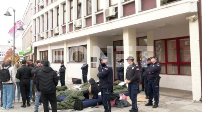 Studenti proveli noć na ulici